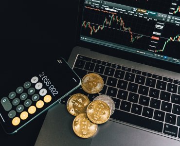 cryptocurrency trading bitcoin altcoin prices